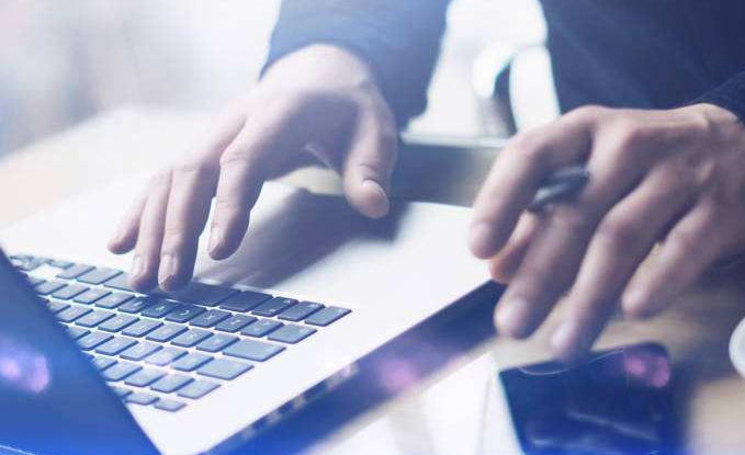 ���˽�վ��څ�ݱ�Ȼ�ǌ��Iվ