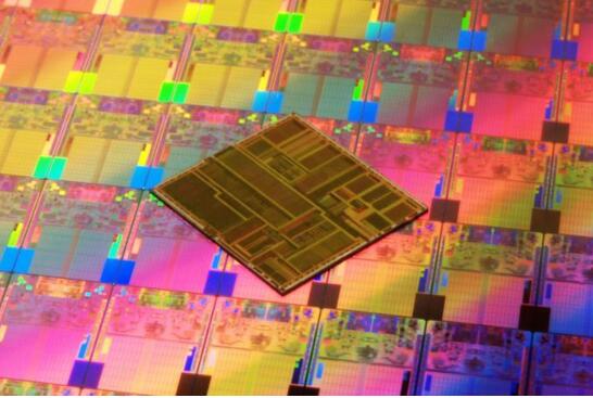 Ӣ�ؠ����10nmоƬ�����Ʊ